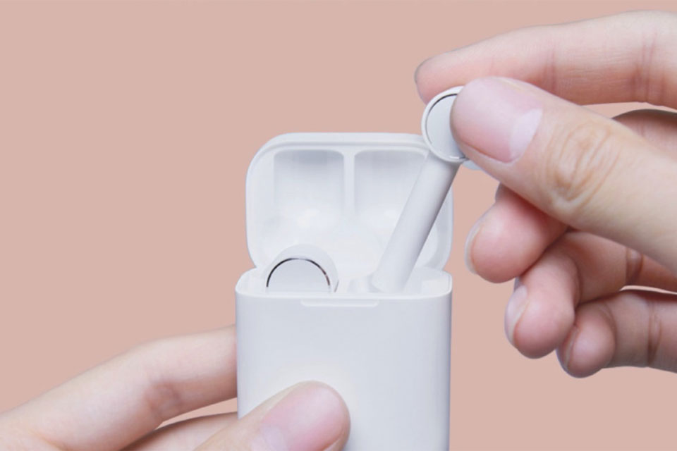 Imagem de Oferta: Xiaomi tem dois fones de ouvido totalmente sem fio em promoção no tecmundo