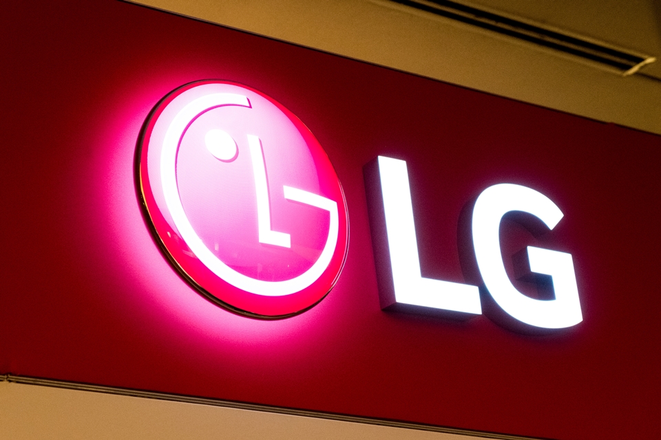 Imagem de Em trollagem à Huawei, LG pergunta ao Google “quem é seu melhor amigo?” no tecmundo